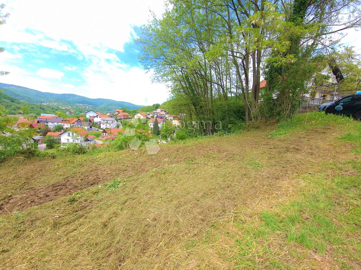 Parcela Na predaj - GRAD ZAGREB ZAGREB