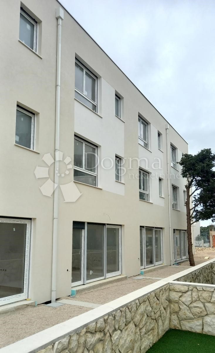 Flat For sale - LIČKO-SENJSKA NOVALJA