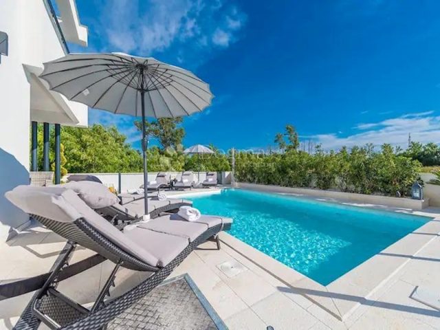 House for sale 220 m² – Sabunike