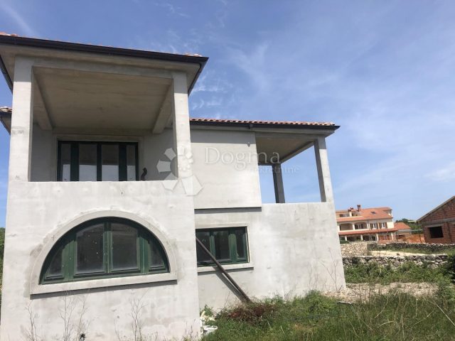 Maison à vendre 170 m² – Muraj