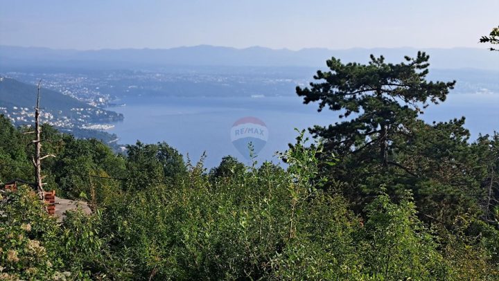 Terreno in vendita 601 m² – Lovran