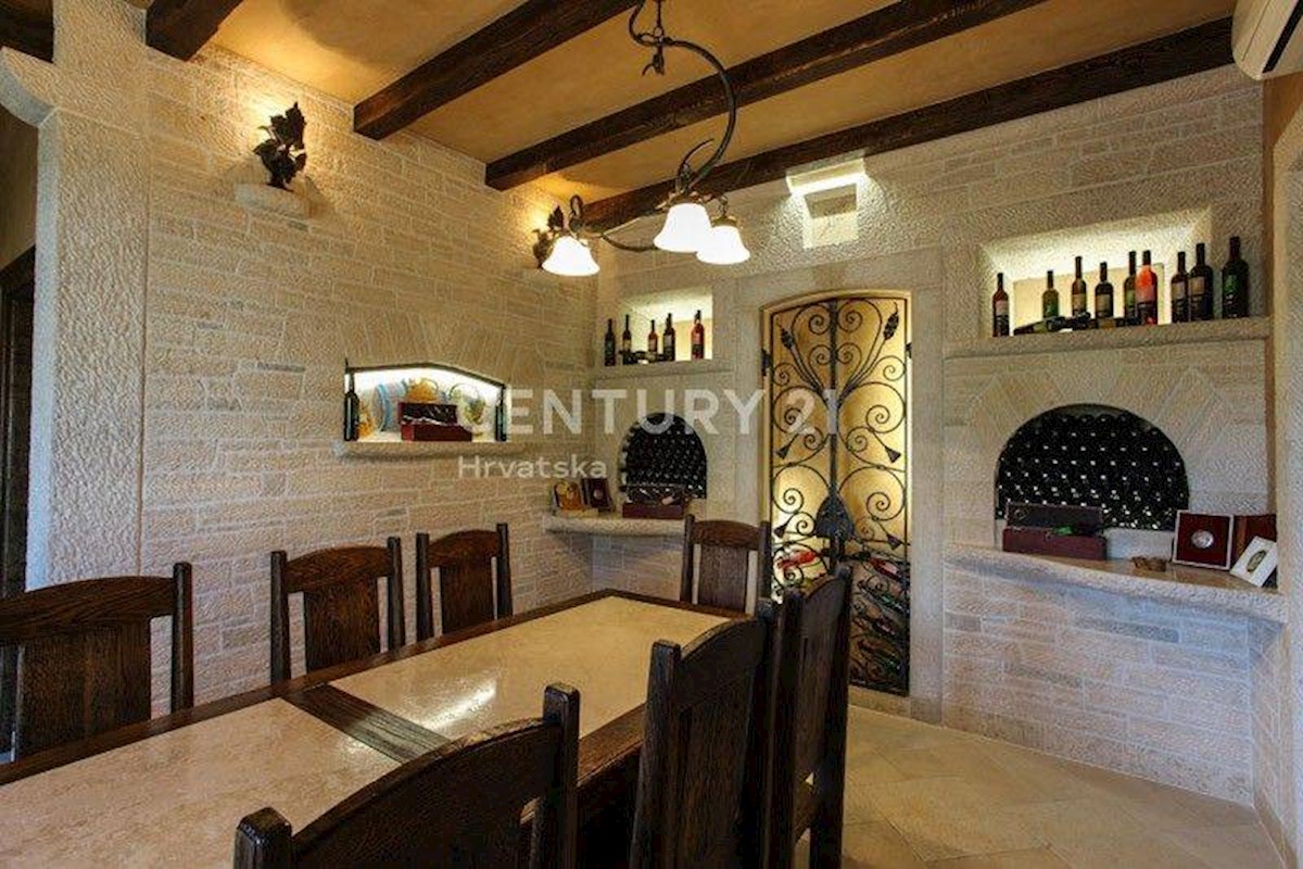 Business premises For sale - ISTARSKA POREČ