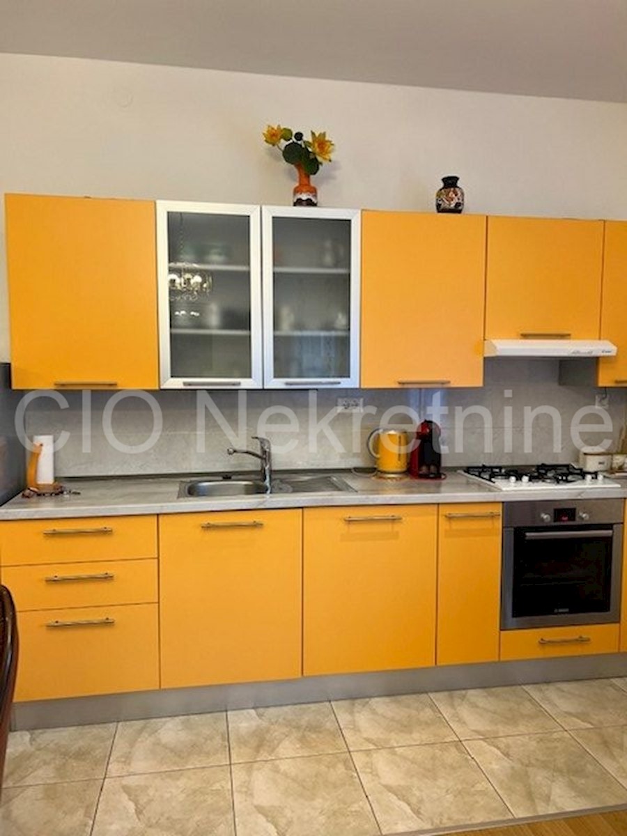 Appartement À louer - SPLITSKO-DALMATINSKA SPLIT