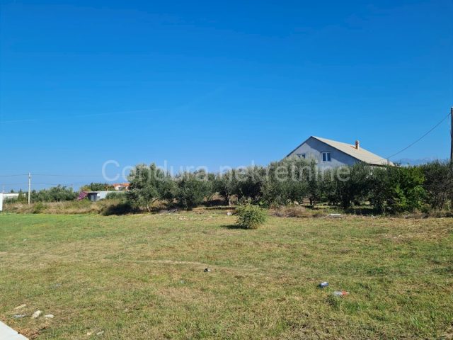Land for sale 606 m² – Vrsi