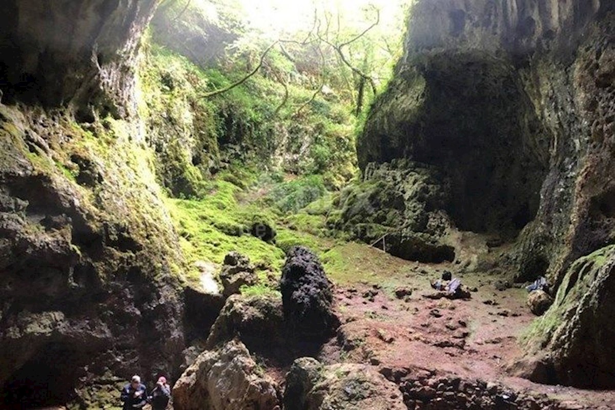 Parcela Naprodaj - ISTARSKA Marčana