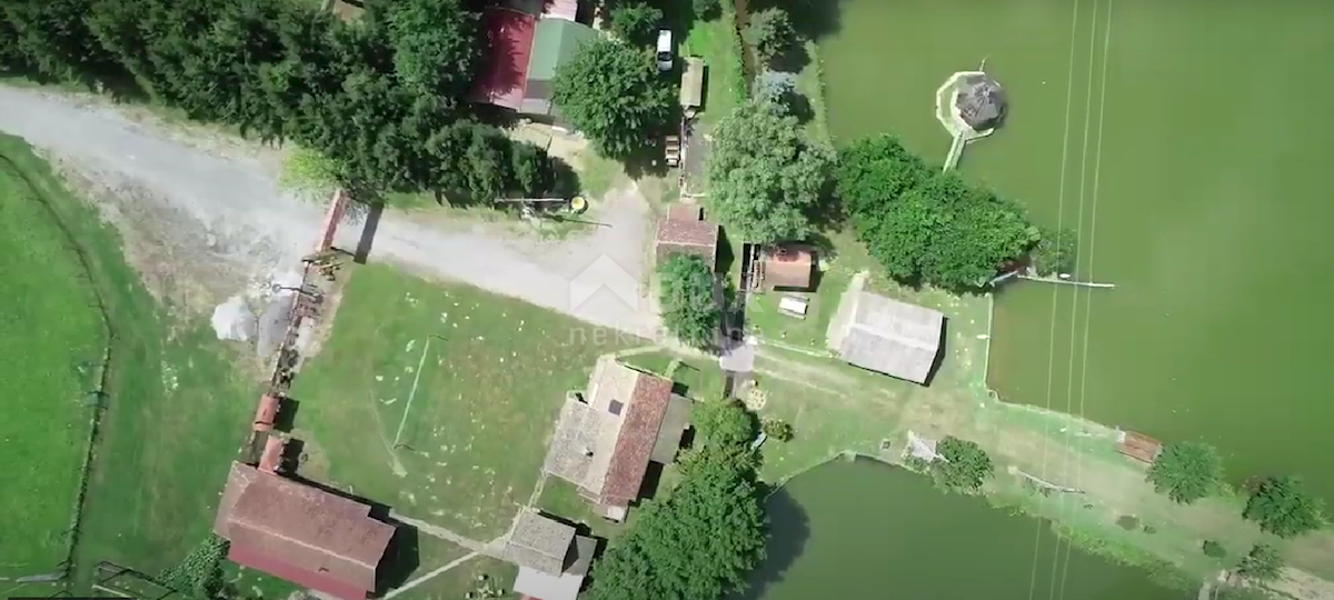 Zemljište Na prodaju - OSJEČKO-BARANJSKA NAŠICE