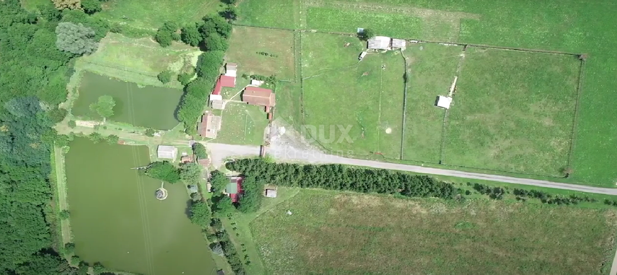 Zemljište Na prodaju - OSJEČKO-BARANJSKA NAŠICE