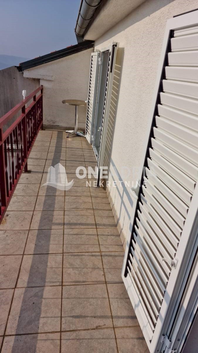 Appartement À vendre - PRIMORSKO-GORANSKA CRIKVENICA