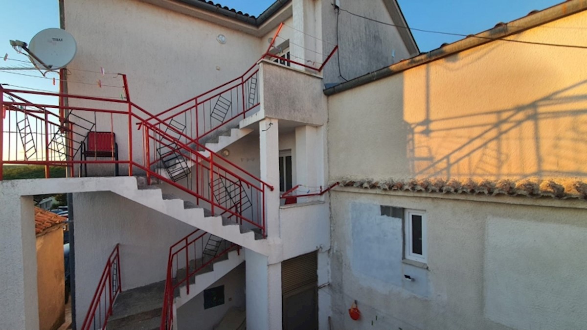 Dom Na sprzedaż - PRIMORSKO-GORANSKA CRIKVENICA
