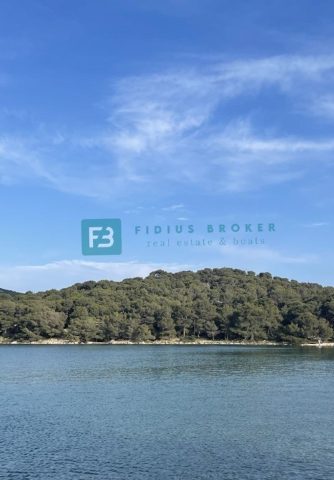 Parcela na predaj 13243 m² – Murter