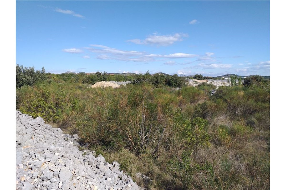 Land For sale - ŠIBENSKO-KNINSKA ŠIBENIK