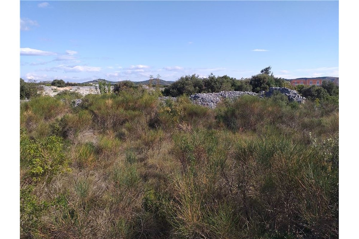 Land For sale - ŠIBENSKO-KNINSKA ŠIBENIK