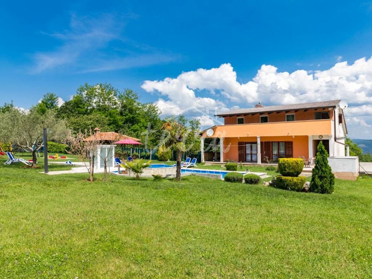 Casa In vendita - ISTARSKA KAROJBA