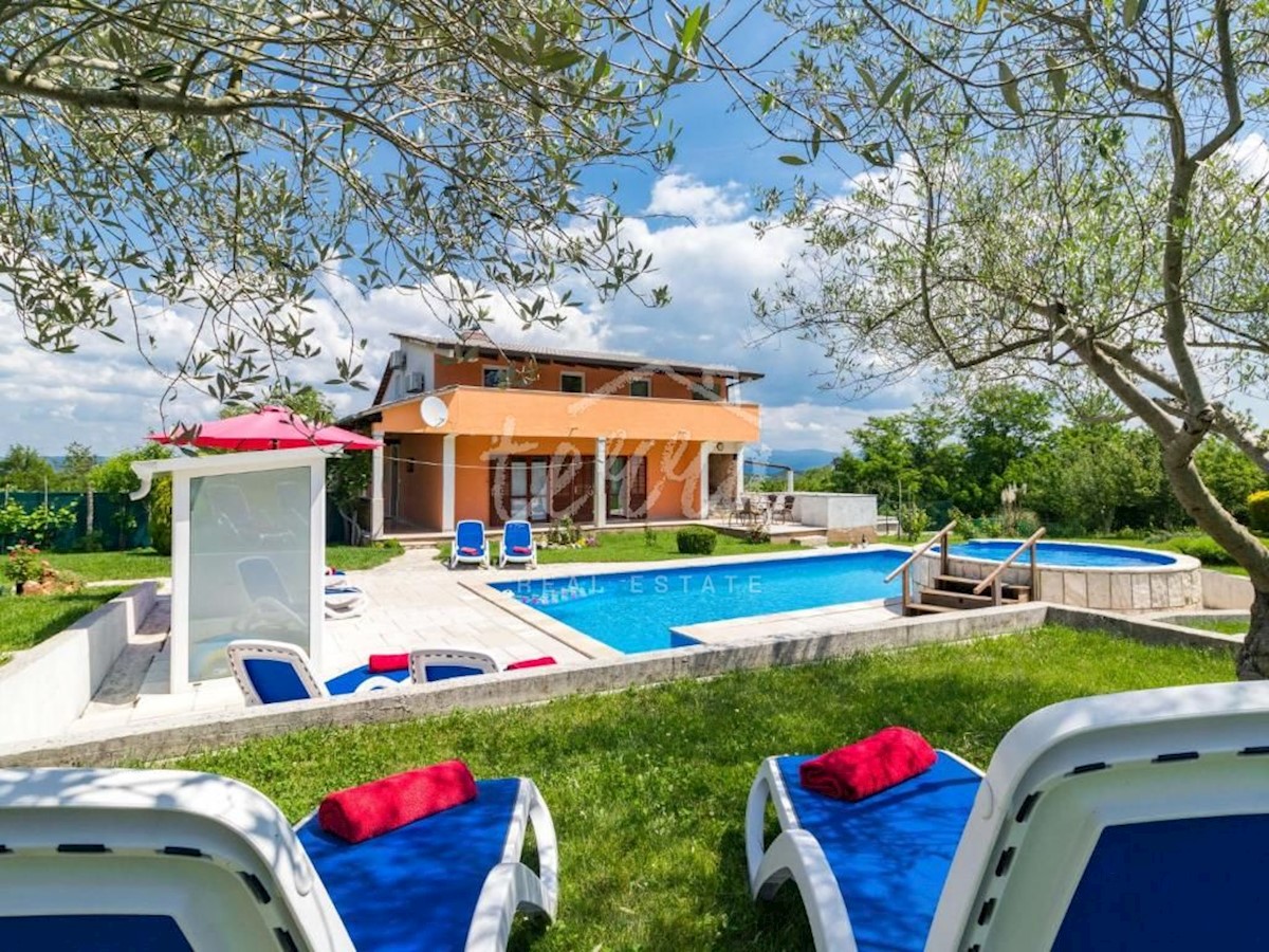 Casa In vendita - ISTARSKA KAROJBA