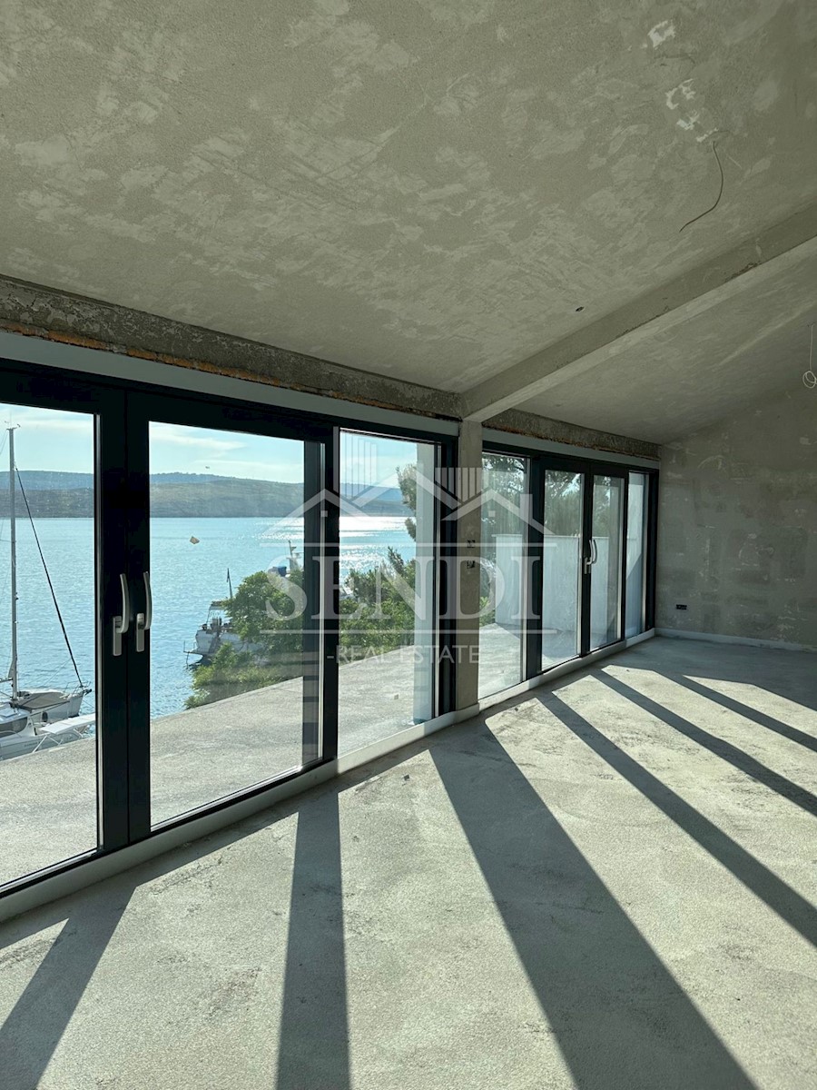 Appartamento In vendita - PRIMORSKO-GORANSKA CRIKVENICA