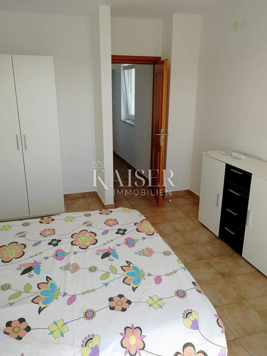 Apartma Na predaj - PRIMORSKO-GORANSKA CRIKVENICA