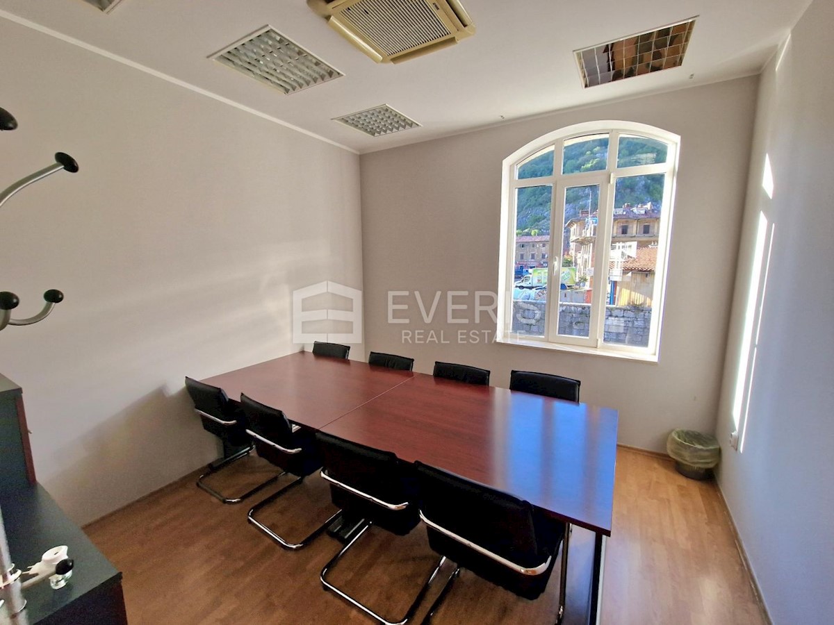 Business premises For sale - PRIMORSKO-GORANSKA RIJEKA