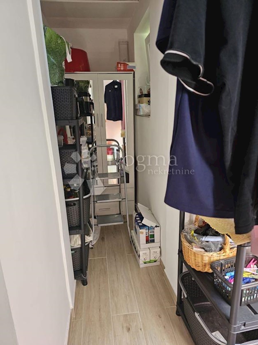 Apartment Zu verkaufen - SPLITSKO-DALMATINSKA SPLIT