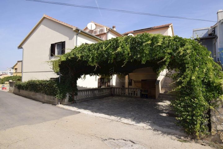 Dom na predaj 280 m² – Murter