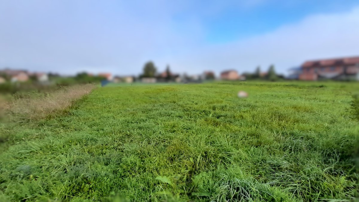 Pozemok Na predaj - ŠIBENSKO-KNINSKA PRIMOŠTEN