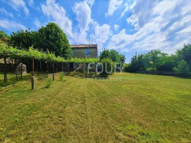 Haus zu verkaufen 110 m² – Nedešćina