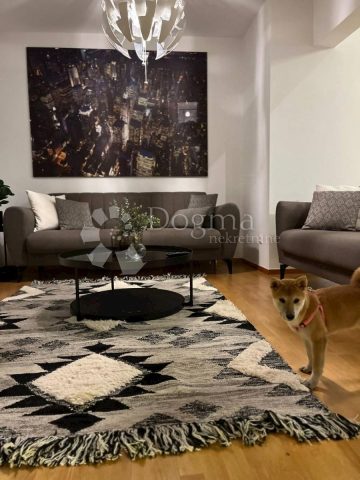 Apartment zu vermieten 150 m² – Centar