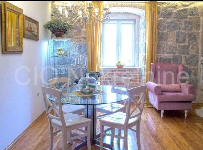 Apartmán na prenájom 44 m² – Grad