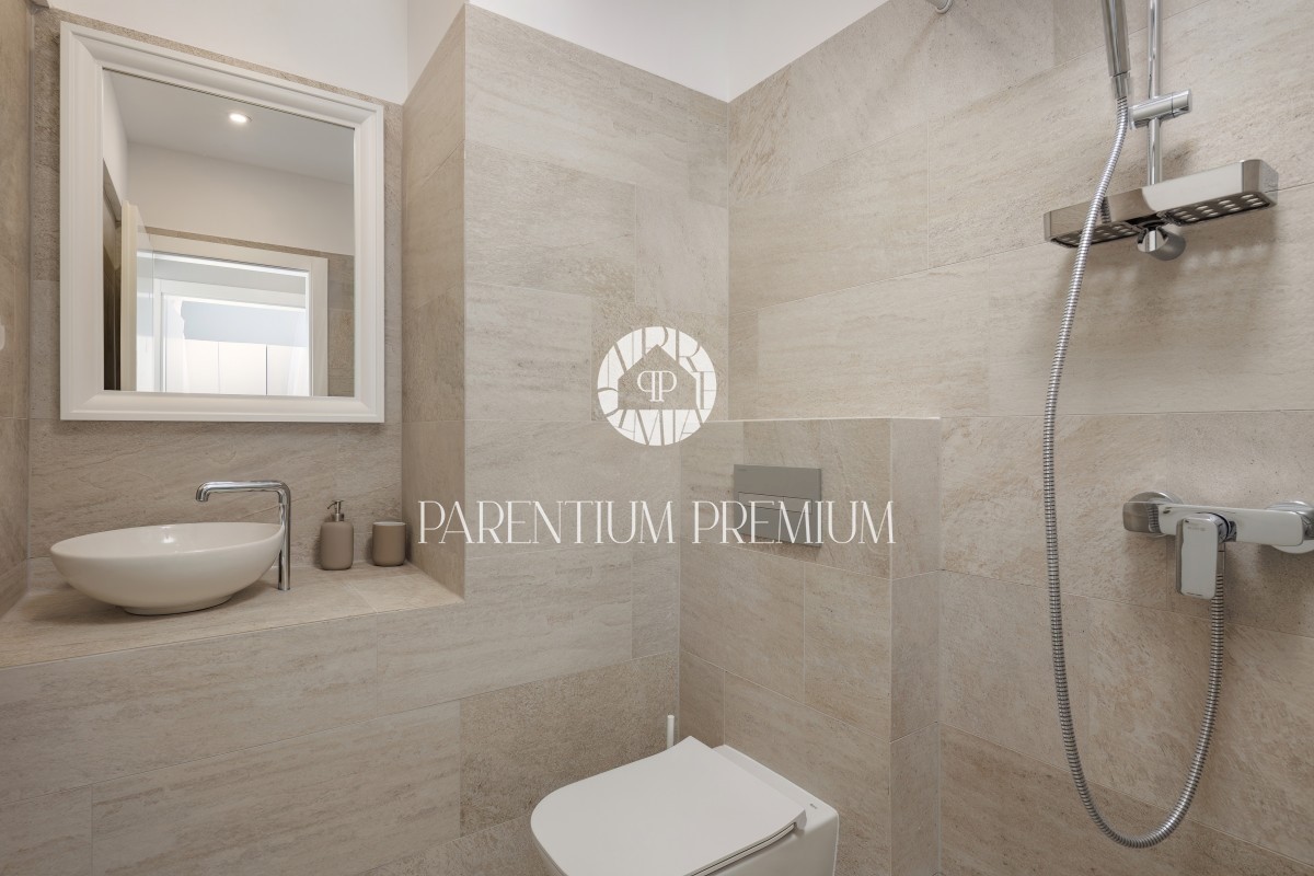 House For sale - ISTARSKA NOVIGRAD