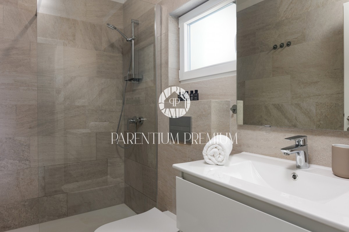 House For sale - ISTARSKA NOVIGRAD