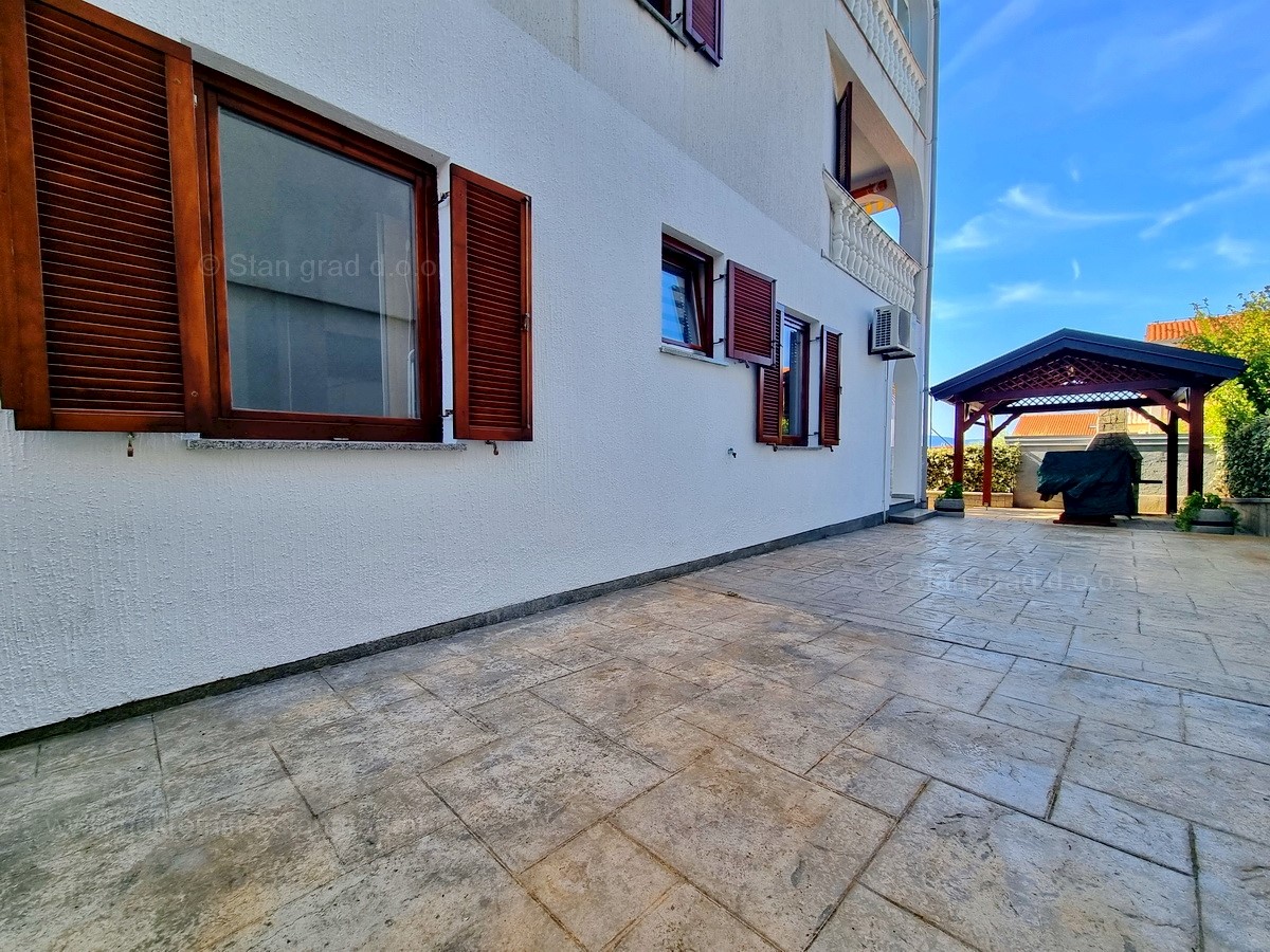 Flat For sale - PRIMORSKO-GORANSKA KRK