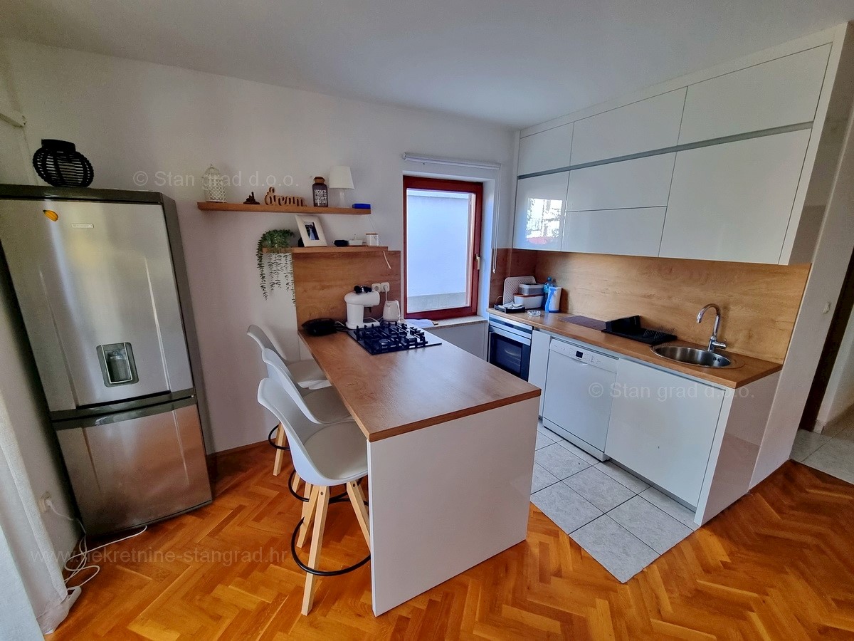 Flat For sale - PRIMORSKO-GORANSKA KRK