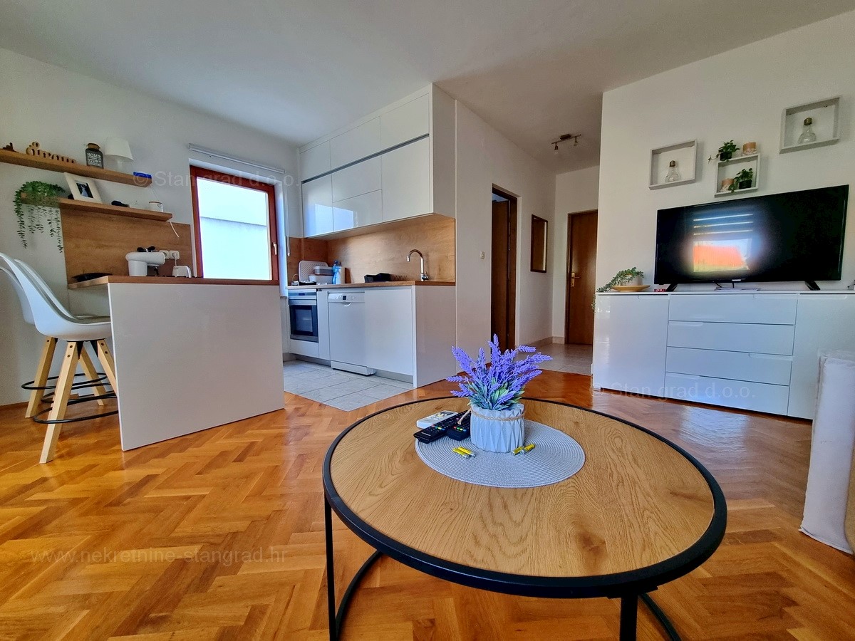 Flat For sale - PRIMORSKO-GORANSKA KRK