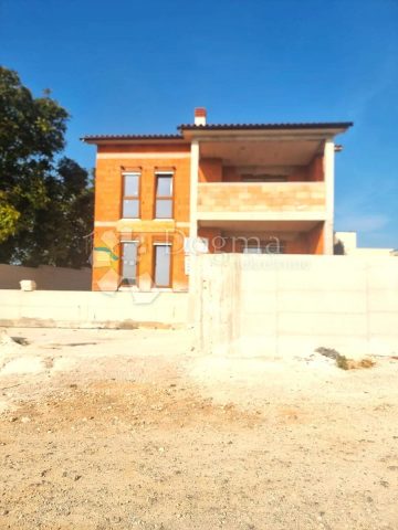 Kuća na prodaju 230 m² – Pula