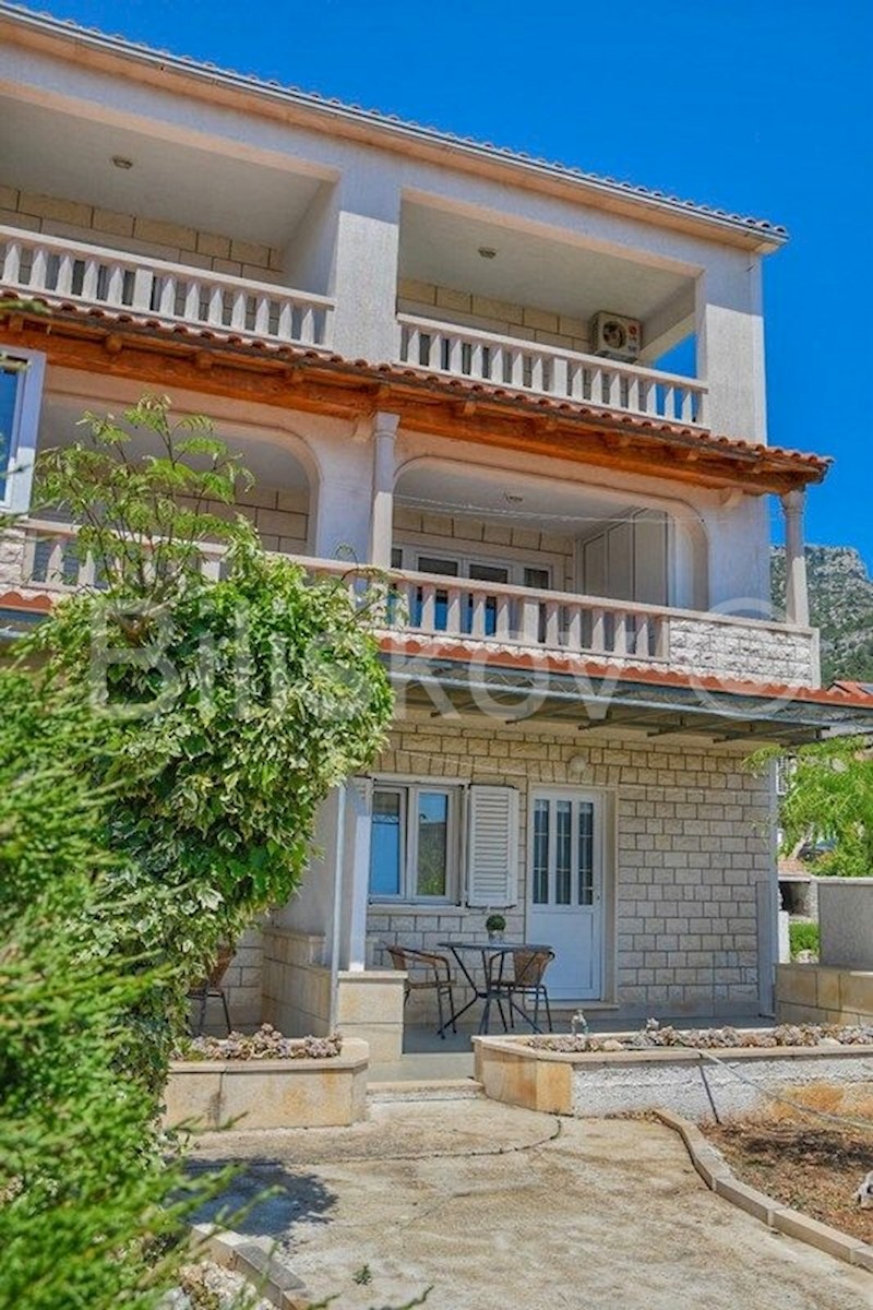 House For sale - SPLITSKO-DALMATINSKA BRAČ